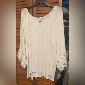 Cato Cream Lace Accent Women's Tunic